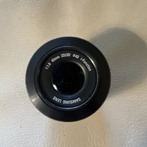 SAMSUNG NX 45mm 1.8  2D/3D PORTRAIT PRIME LENS - USA SELLER - READ - REPAIR