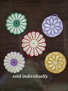 NICHT BEANSPRUCHEN Vintage handgehäkelt Topflappen heißes Pad rund Blumen Design - Bild 1 von 18