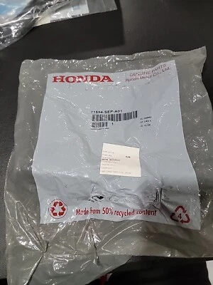 OEM 2004-2008 HONDA ACURA TL RH ESPAÇADOR TRASEIRO PARA-CHOQUE SUPERIOR - Imagem 1 de 4