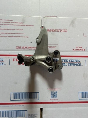 Suzuki GSXR 600 2006 estriba derecha Foto 1 de 4