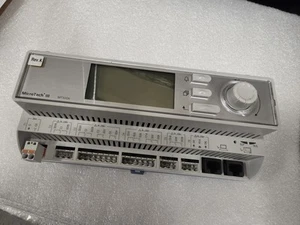 Controller Siemens POL687.70/MCQ MicroTech III MT3006 con HMI-M Daikin integrato - Foto 1 di 6
