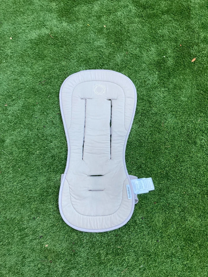 Forro de asiento Bugaboo Breezy - gris ártico Foto 1 de 1
