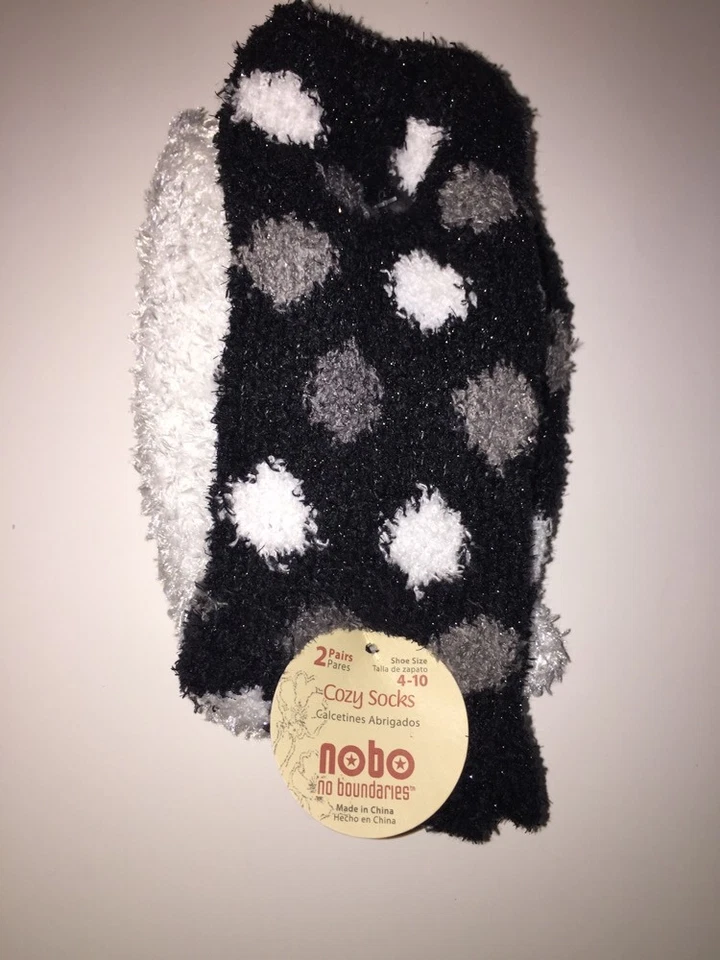 NO BOUNDARIES Women's Cozy Socks 2 Pairs White/Black/Grey Dot Shoe Size 4-10 NWT - Image 1 of 4