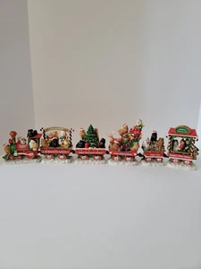 Danbury Mint Pomeranian Dog Christmas Train Express Vintage Holiday Rail Decor - Picture 1 of 17