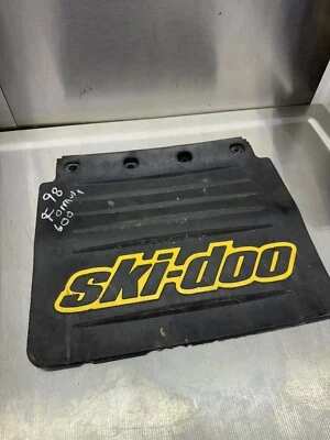 98 99 00 1999 Ski-doo 700 Summit Formula Iii Mach One copo de nieve guardabarros bueno Foto 1 de 4