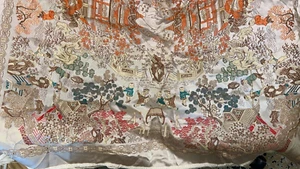 Vintage silk table cloth , Chinese Japanese (F8) - Picture 1 of 8