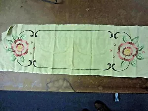 "Flores de punto de cruz vintage de lino verde doily 11 1/4"" con x 34 1/2"" - Imagen 1 de 6