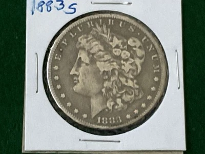 1883 S Silver Morgan Dollar - R40 - Image 1 of 2