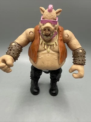 Figura Playmates 2015 Teenage Mutant Ninja Turtles Out Of The Shadows Bebop 6" Foto 1 de 4