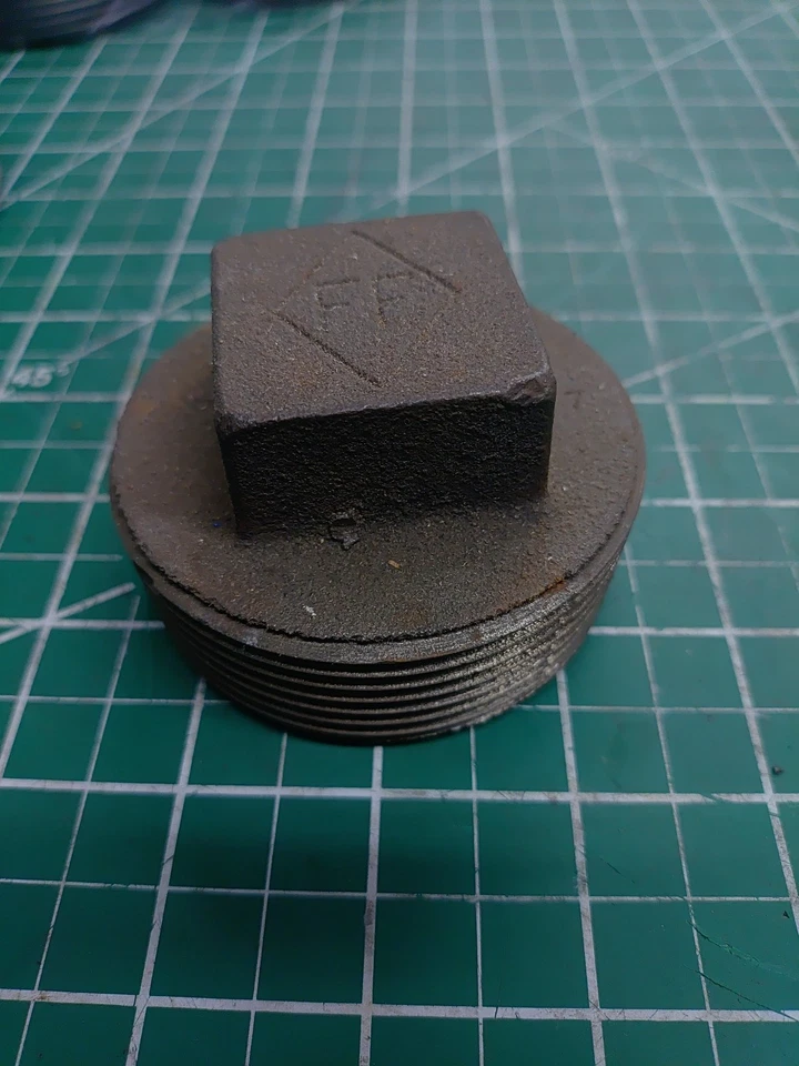 65-PLUG-2.5 Malleable Black Iron Pipe Plug Male 2-1/2" NPT - Image 1 of 1