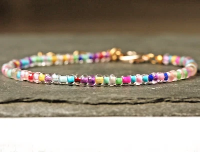 Damen Armband Perlenarmband feines Armband bunt Geschenk Frauen Schwester Mutter - Bild 1 von 4