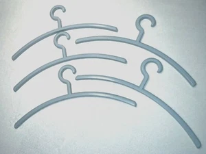 5 Stück Kleiderbügel Garderobenbügel Bügel hellgrau silber stabil, wie neu - Bild 1 von 7