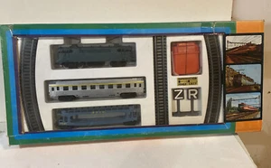 JO coffret reproduction fidele SNCF BB9240 train auto couchettes - Foto 1 di 11