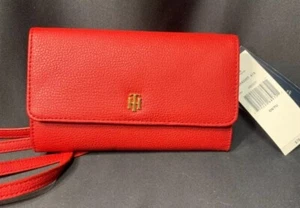 Tommy Hilfiger Red Crossbody Wallet Clutch Purse NWT $35 OBO! (CH) - Picture 1 of 6