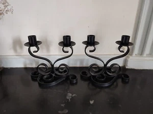 Paire de bougeoirs en métal noir - Photo 1/5