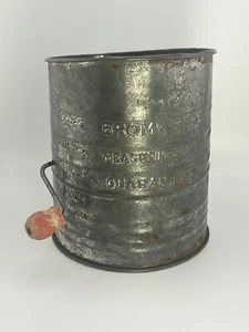 Vintage Bromwells Measuring Sifter Flour Tin 5 Cups Wooden Handle - Picture 1 of 6