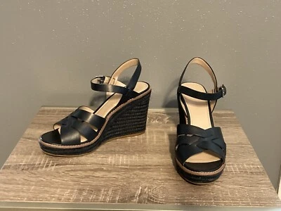 Sandalias de cuña Banana Republic azul marino 9,5 Foto 1 de 4