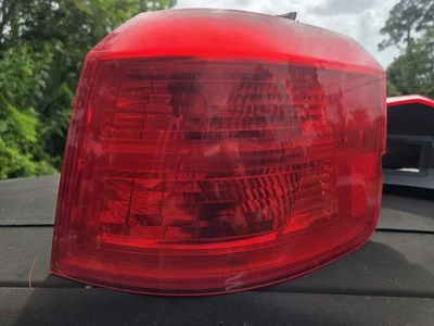 Luz trasera pasajero derecho para GMC Terrain 2010-2017 Foto 1 de 3