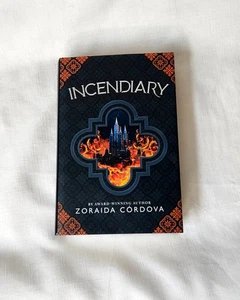 Incendiaire signé Owlcrate première édition relié Zoraida Cordoca YA Fantasy Rom - Photo 1/10