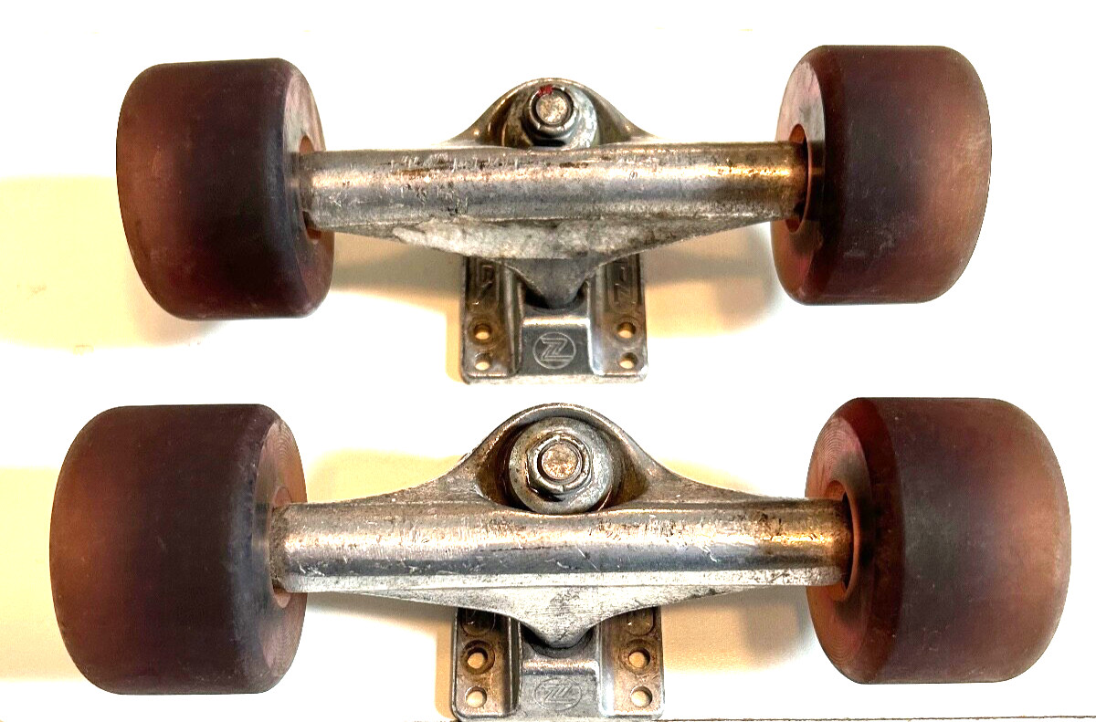 Z-Flex Vintage Skateboarding & Longboarding Equipment for Z-Flex Vintage Skateboarding & Longboarding Equipment for
