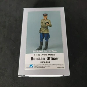 Infinity Shape White Metal Miniature Russian Officer 1:35 ISWU-003 - Picture 1 of 8