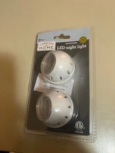 Automatic ON/OFF Rotating Led Night Light 360 DegreeWHITE PLUG IN 2 PK (14% OFF) - Picture 1 of 9