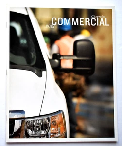 Catálogo de folleto de ventas de camiones comerciales Chevrolet 2012 original ~ 28 páginas - Imagen 1 de 12
