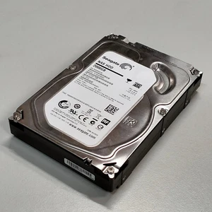 Seagate NAS 2TB 3.5" SATA HDD 6Gbps 5900 RPM 64MB Cache ST2000VN000 1HJ164-500 - Afbeelding 1 van 11