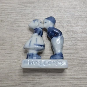 Delfter Blau 2" Figur Holländer Junge & Mädchen Küssen Holland Vintage Kurios - Bild 1 von 6