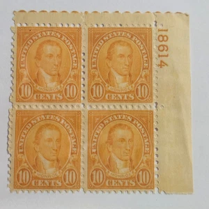 US Stamp Sc 642, 10c Monroe, Plate Blk of 4, MLH F/VF CV$17.00 (510A87) - Picture 1 of 2