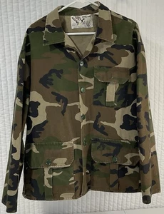 VINTAGE Duck Bay Camo Hunting Jacket L 100% Cotton Woodland Camouflage  - Picture 1 of 9