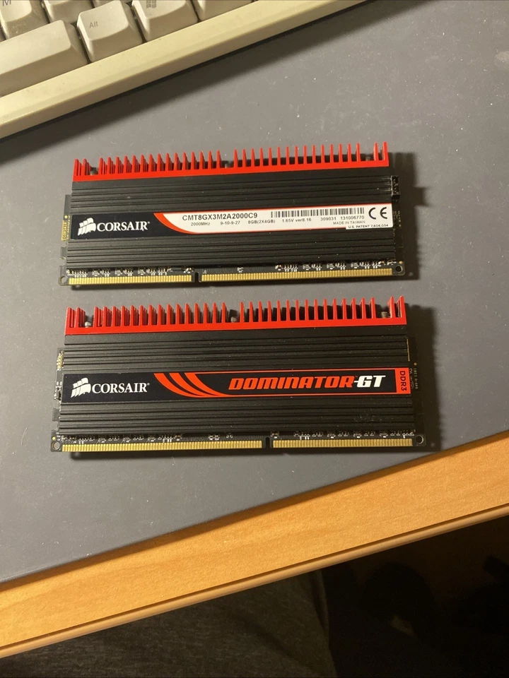 Corsair Dominator GT DDR3 2000 Mhz MATCHED PAIR RAM DRAM MEMORY - Image 1 of 4