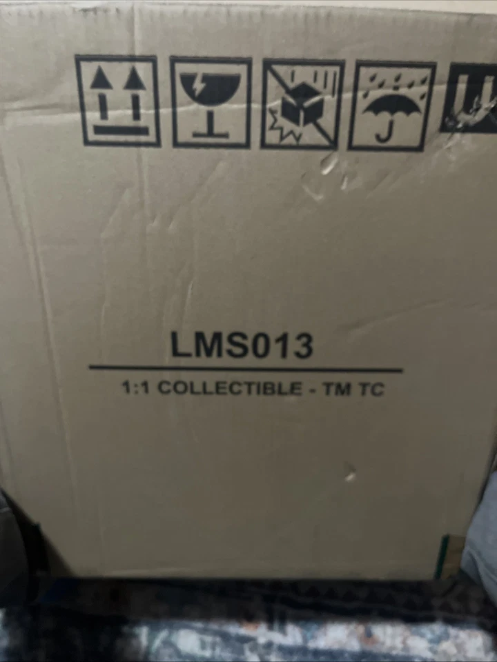 Figura tamaño natural Hot Toys Star Wars The Mandalorian Child Grogu escala 1:1 sin usar, en caja Foto 1 de 3