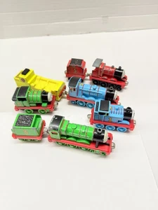 Lote de 5 trenes Thomas Diecast 2002 vintage, Gordon, James, Percy, Orange Grove - Imagen 1 de 7