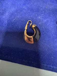 trifari gold tone earings - Picture 1 of 5