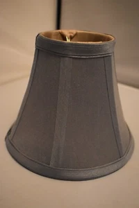Sfumature lampadario di seta Dupioni - blu cuneo/oro - negozi difficili da trovare per $40 - Foto 1 di 5