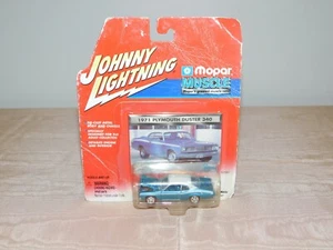 VINTAGE TOY 2001 JOHNNY LIGHTNING MOPAR MUSCLE 1971 PLYMOUTH DUSTER 340 CAR NEW - Picture 1 of 11