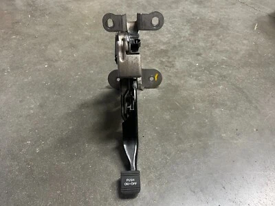 Infiniti G35 2003 2004 sedán automático emergencia pedal de freno eléctrico OEM 7085 Foto 1 de 4