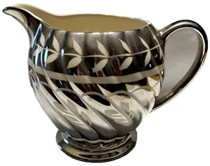 Sadler Pitcher Made in England Silver & White Swirled  6"x8"x6" Milk Cream VTG - Picture 1 of 10