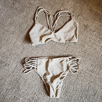 MIKOH Traje de baño Bikini Conjunto Banyans Top Lanai Bottoms Bronceado Traje de baño Xsmall Foto 1 de 4