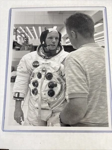 NASA Apollo 11 Neil Armstrong Practice Press Photo - Picture 1 of 2