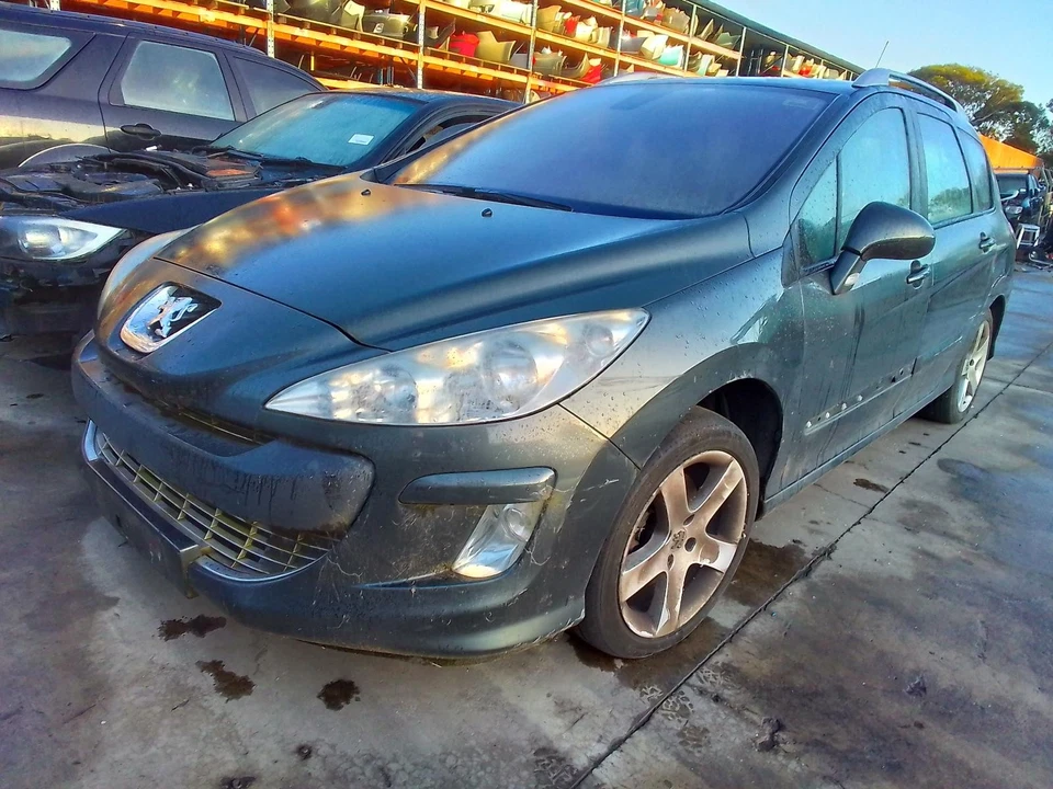 PEUGEOT 308 LEFT HEADLAMP T7, HATCH/WAGON/CABRIO, HALOGEN TYPE, 09/07-07/11 07 0 - image 1 of 4