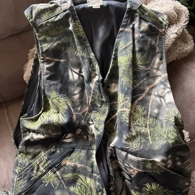 Dickies Hunting Vest With Built In Pack And Game Bag Mens Large - Image 1 of 3