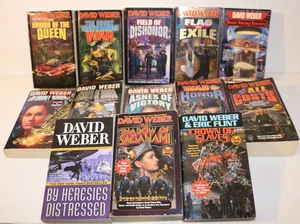Posten 13 David Weber Taschenbücher, Honor Harrington, Honorverse & mehr - Bild 1 von 18