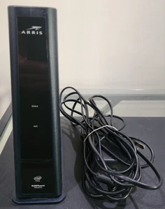 ARRIS SURFboard SBG8300 DOCSIS 3.1 Gigabit Cable Modem & AC2350 Dual Band Wi-Fi - Picture 1 of 3