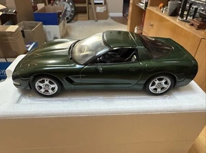 1/24 BROOKFIELD Collectors Guild 1997 Diecast Corvette Fairway Green Rare Color - Picture 1 of 11