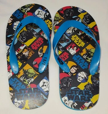 Chinelos Star Wars, tamanho masculino (13) veja fotos muito bom estado - Imagem 1 de 4