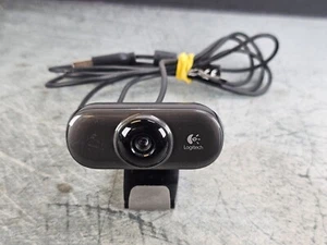 Logitech HD Webcam 720p Model C210 V-U0019 Built In Microphone USB Camera - Picture 1 of 2