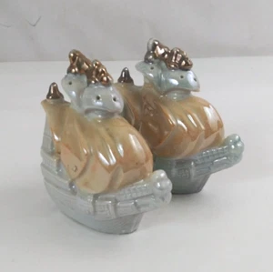 Vintage Clipper Sailing Ships 3.5" Salt & Pepper Shakers Japan - Picture 1 of 16