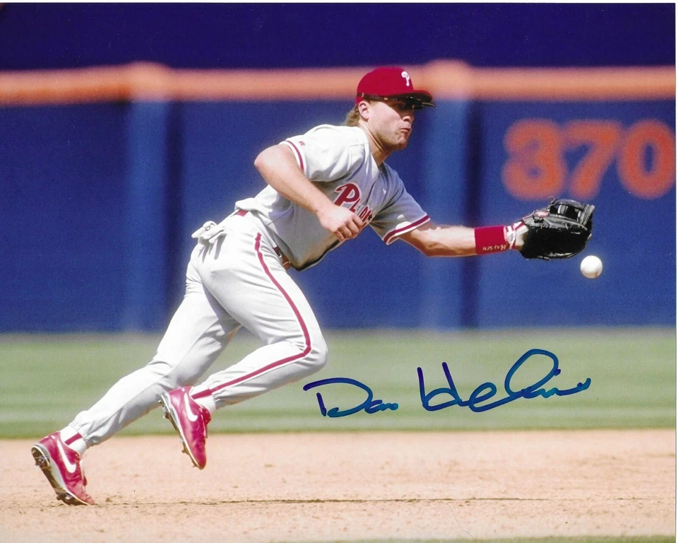 DAVE HOLLINS Signed Autographed 8x10 Baseball Photo Philadelphia Phillies COA - Image 1 of 1